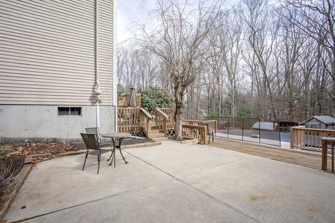 17 Daniels Rd, Mendon, MA 01756 photo 9