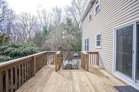 17 Daniels Rd, Mendon, MA 01756 photo 13