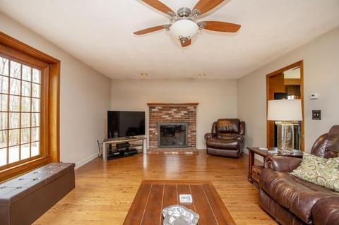 17 Daniels Rd, Mendon, MA 01756 photo 19