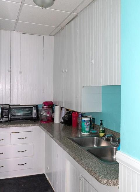 17 Wakefield St, Webster, MA 01570 photo 8
