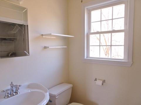 75 Ridgewood Rd, Worcester, MA 01606 photo 9