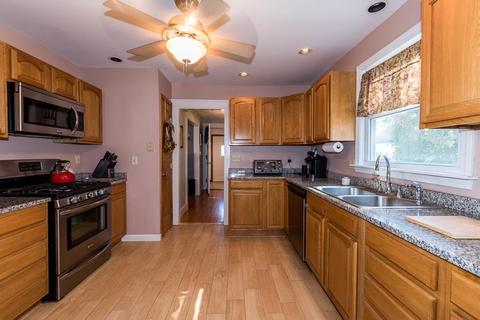 287 Mount Vernon St, Dedham, MA 02026 photo 10