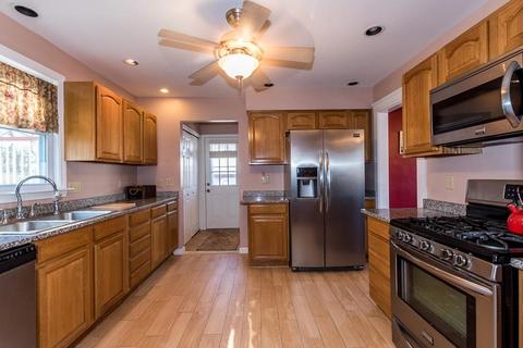 287 Mount Vernon St, Dedham, MA 02026 photo 8
