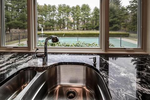 851 Charles River St, Needham, MA 02492 photo 8