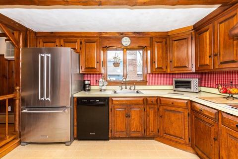 36 Centre St, Danvers, MA 01923 photo 13