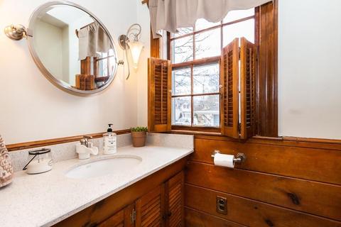 36 Centre St, Danvers, MA 01923 photo 11