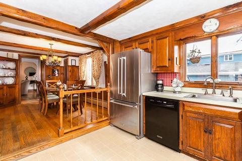 36 Centre St, Danvers, MA 01923 photo 15