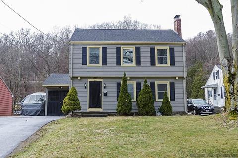 449 Mill St, Worcester, MA 01602 photo 2