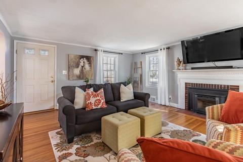 205 Charles St, Reading, MA 01867 photo 9