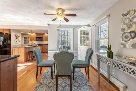 205 Charles St, Reading, MA 01867 photo 11