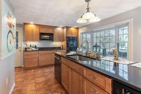 205 Charles St, Reading, MA 01867 photo 18