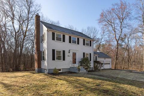 205 Charles St, Reading, MA 01867 photo 2