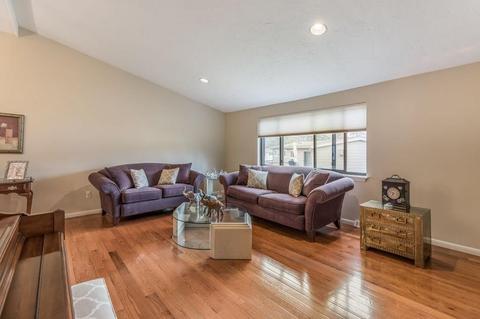 14 Thomas Dr, Framingham, MA 01701 photo 2
