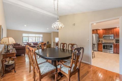 14 Thomas Dr, Framingham, MA 01701 photo 5