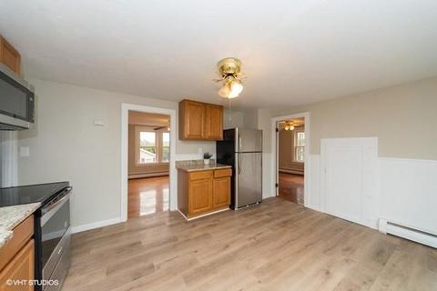 26 Tower St, Webster, MA 01570 photo 8