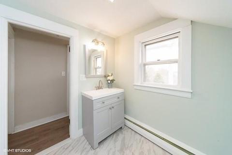 26 Tower St, Webster, MA 01570 photo 16