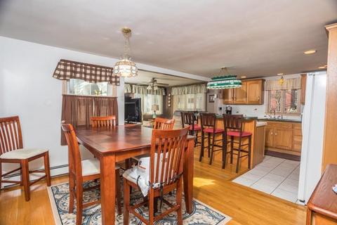 52 Appleton St, Saugus, MA 01906 photo 5
