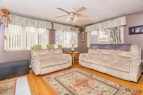 52 Appleton St, Saugus, MA 01906 photo 14