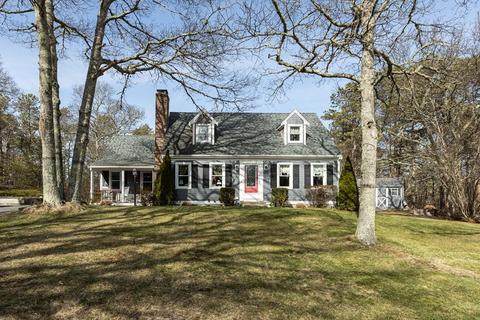 3 Saddleback Rd, Mashpee, MA 02649 photo 1