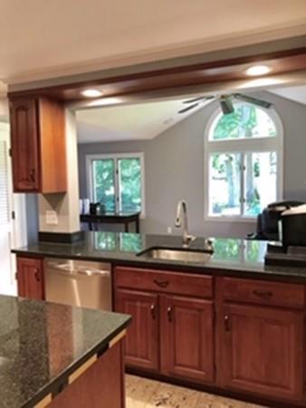 29 Summit Ave, Wakefield, MA 01880 photo 11