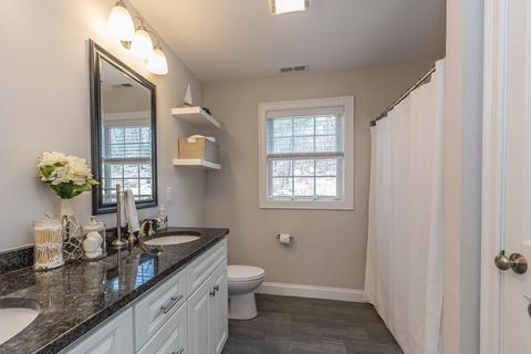 4 Dohertys Ln, Stoneham, MA 02180 photo 29