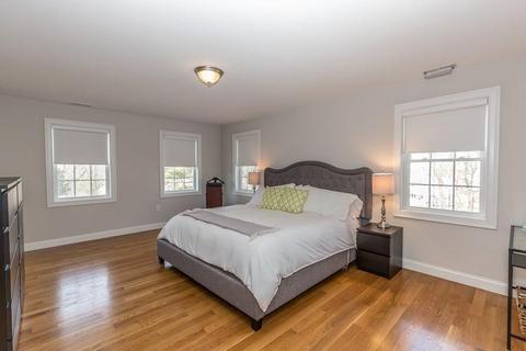 4 Dohertys Ln, Stoneham, MA 02180 photo 21