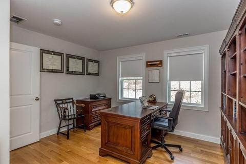 4 Dohertys Ln, Stoneham, MA 02180 photo 32