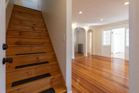 22 Gordon St, Worcester, MA 01604 photo 4