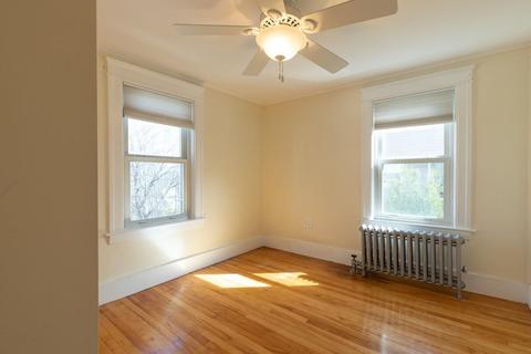22 Gordon St, Worcester, MA 01604 photo 11