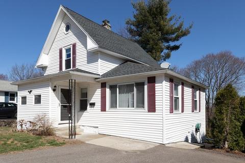 22 Gordon St, Worcester, MA 01604 photo 2
