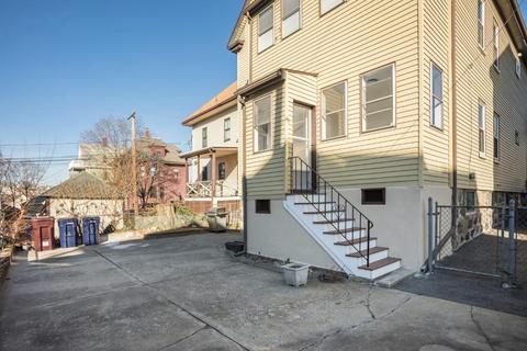 147 Elm St, Everett, MA 02149 photo 4