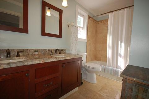 94 Holyoke St, Easthampton, MA 01027 photo 15