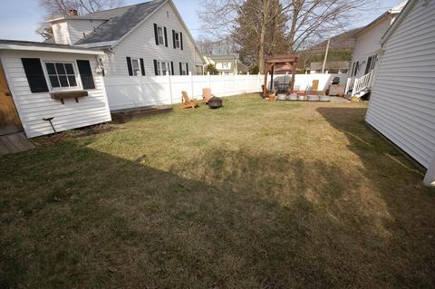 94 Holyoke St, Easthampton, MA 01027 photo 35