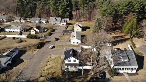 94 Holyoke St, Easthampton, MA 01027 photo 6