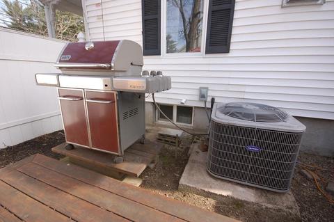 94 Holyoke St, Easthampton, MA 01027 photo 33