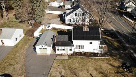 94 Holyoke St, Easthampton, MA 01027 photo 4