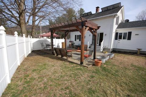 94 Holyoke St, Easthampton, MA 01027 photo 31