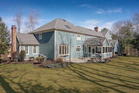 9 Shadow Ln, Andover, MA 01810 photo 2