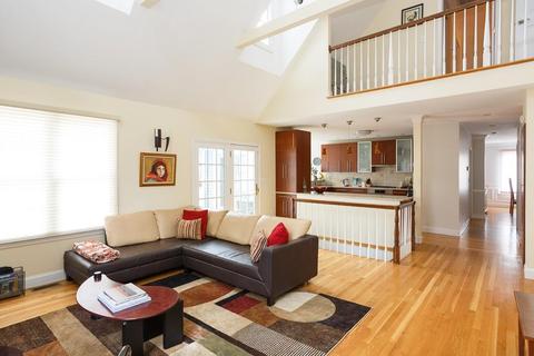 886 Central Ave, Needham, MA 02492 photo 13