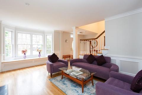 886 Central Ave, Needham, MA 02492 photo 4
