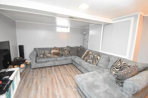 186 Louis Rd, Springfield, MA 01118 photo 16