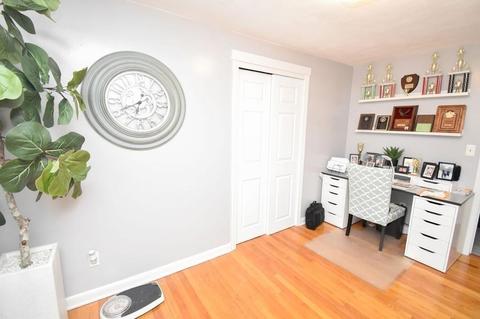 186 Louis Rd, Springfield, MA 01118 photo 12