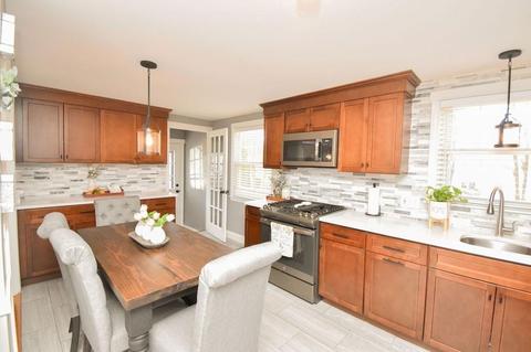 186 Louis Rd, Springfield, MA 01118 photo 8