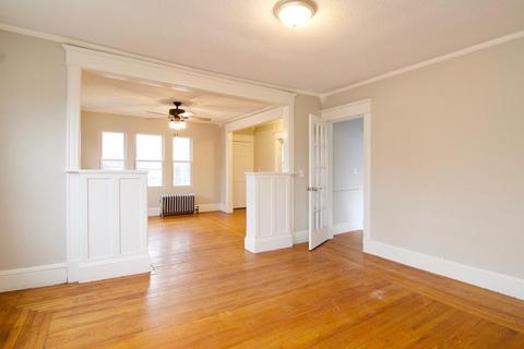 162 Commonwealth Ave, Springfield, MA 01108 photo 9