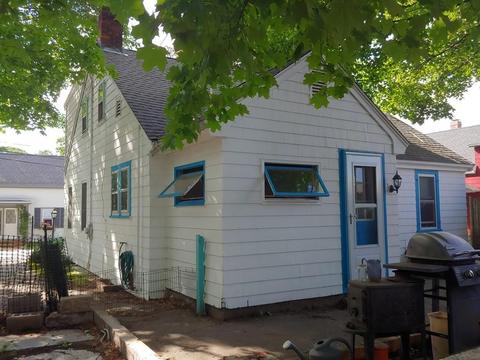 16 Middle St, Georgetown, MA 01833 photo 3