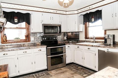 10 Sumner St, Gloucester, MA 01930 photo 6