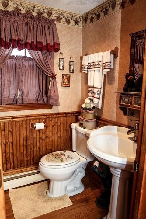 10 Sumner St, Gloucester, MA 01930 photo 5