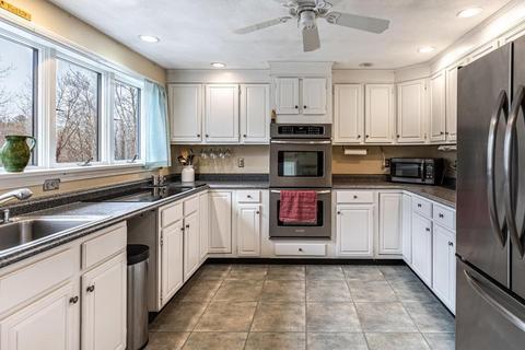 3 Becker Cir, Gloucester, MA 01930 photo 13