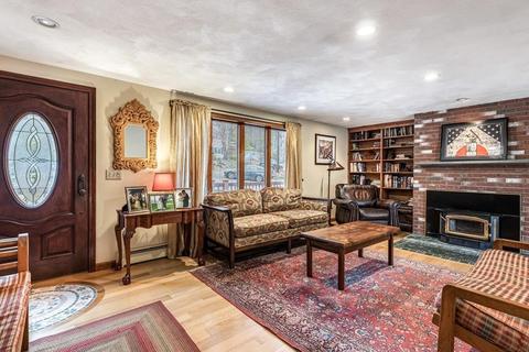 3 Becker Cir, Gloucester, MA 01930 photo 7