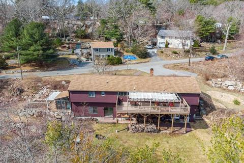 3 Becker Cir, Gloucester, MA 01930 photo 3